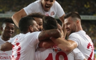 Antalyaspor oslava s Čelůstkou.jpg